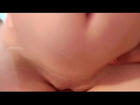 ❤️ माझ्या बहिणीच्या खोलीत झोपलो होतो आणि मला जाग आली आमच्याकडे mr.porno-filmy.ru ﹏